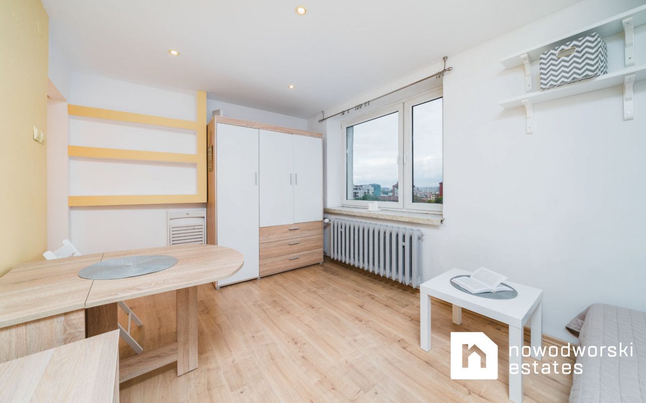 Bright, fully furnished studio apartment for rent - Prądnik Czerwony, close to Quattro Bissness Park and Tauron Arena. - Apartment - Rent - Kraków, Śródmieście / Prądnik Czerwony