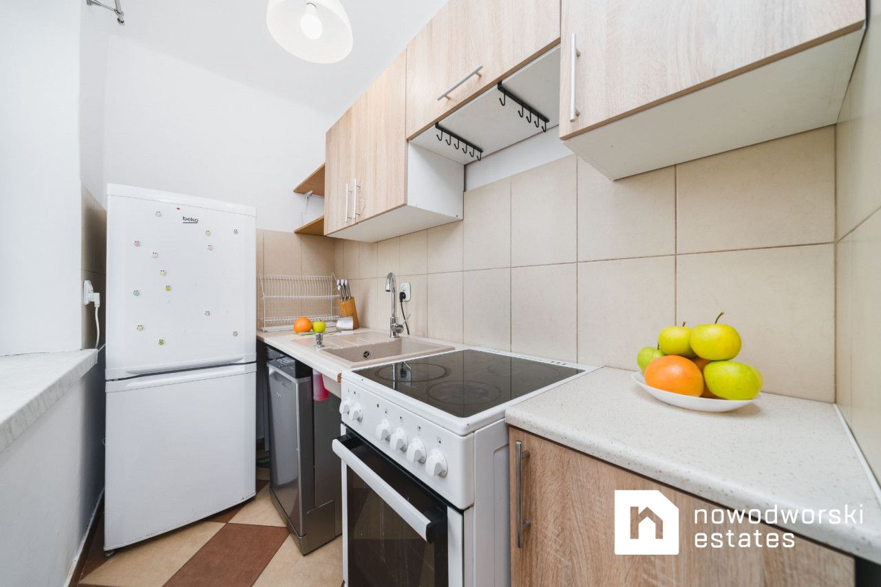 Bright, fully furnished studio apartment for rent - Prądnik Czerwony, close to Quattro Bissness Park and Tauron Arena. - Apartment - Rent - Kraków, Śródmieście / Prądnik Czerwony