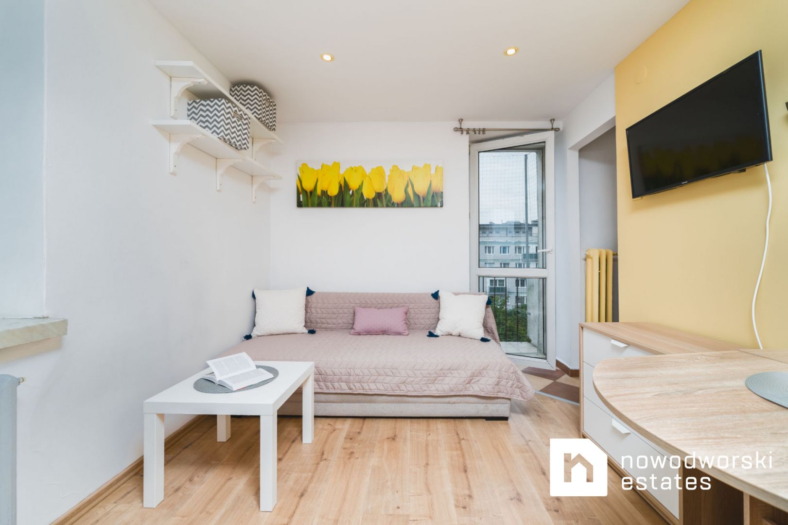 Bright, fully furnished studio apartment for rent - Prądnik Czerwony, close to Quattro Bissness Park and Tauron Arena. - Apartment - Rent - Kraków, Śródmieście / Prądnik Czerwony