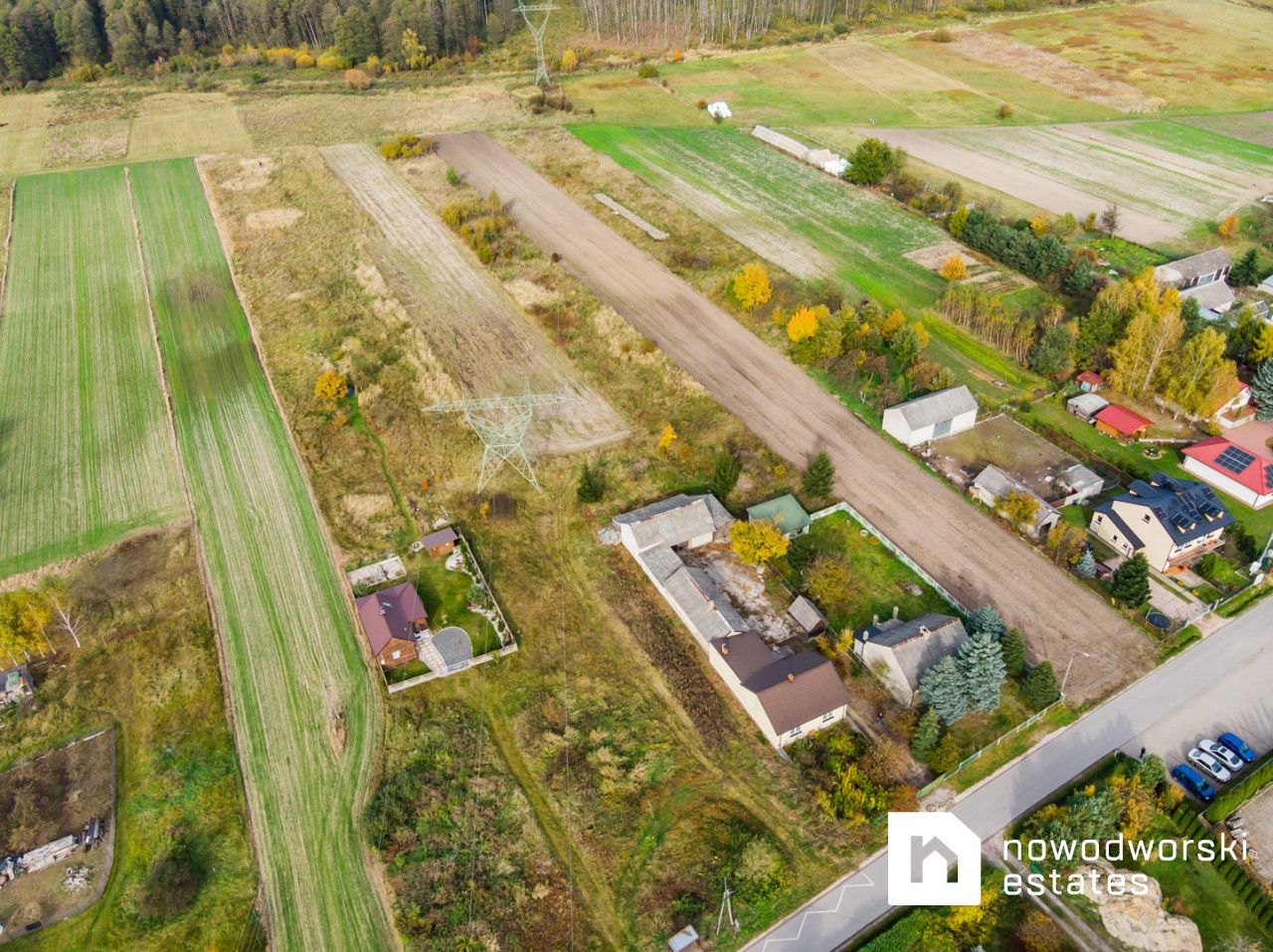 Dom z dużą działką + gospodarstwo - Dom - Sprzedaż - Radomski, Kowala / Dąbrówka Zabłotnia