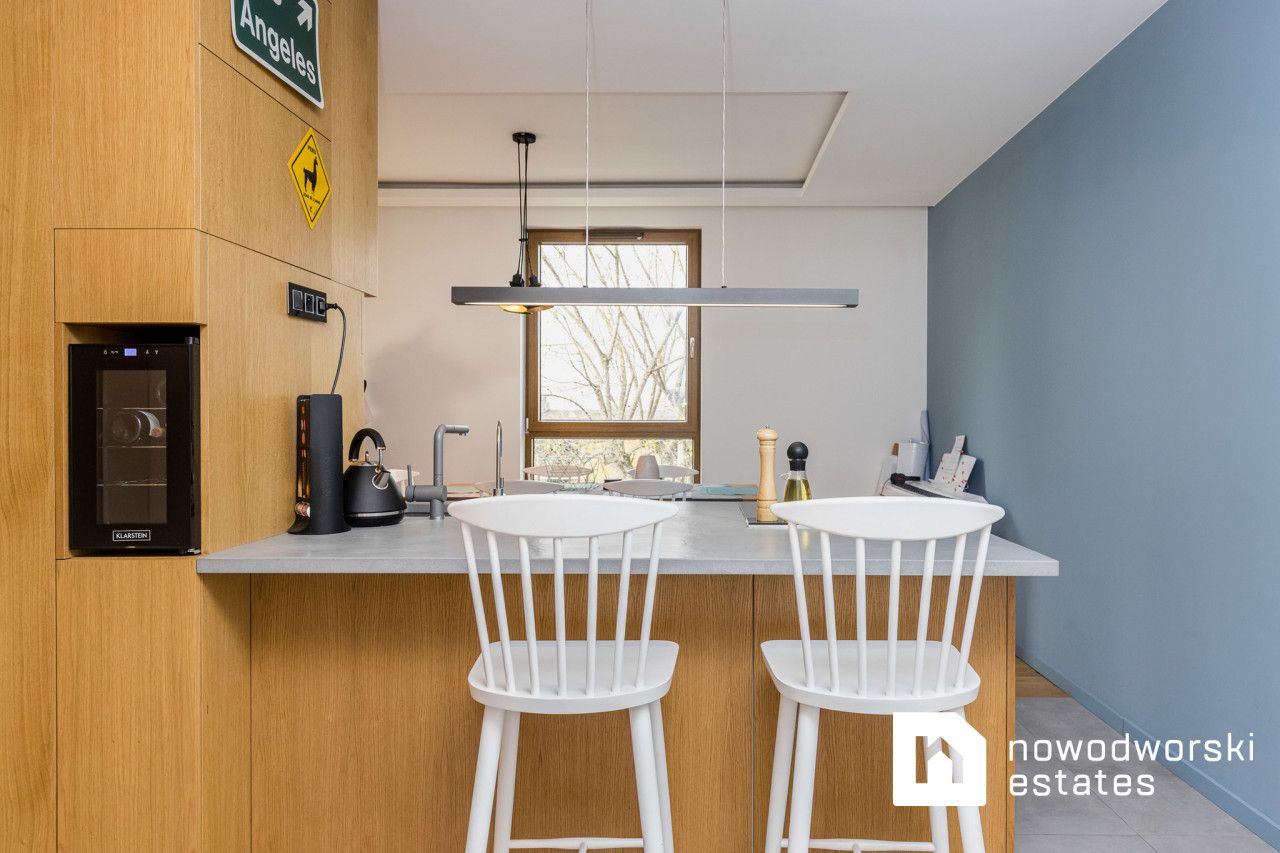 60m2 with balcony near Metro Rondo Daszynskiego - Apartment - Sale - Warszawa, Wola