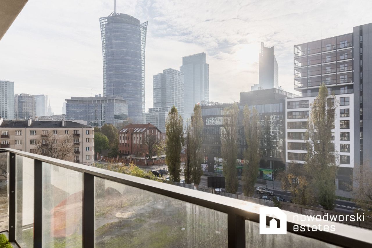 60m2 with balcony near Metro Rondo Daszynskiego - Apartment - Sale - Warszawa, Wola