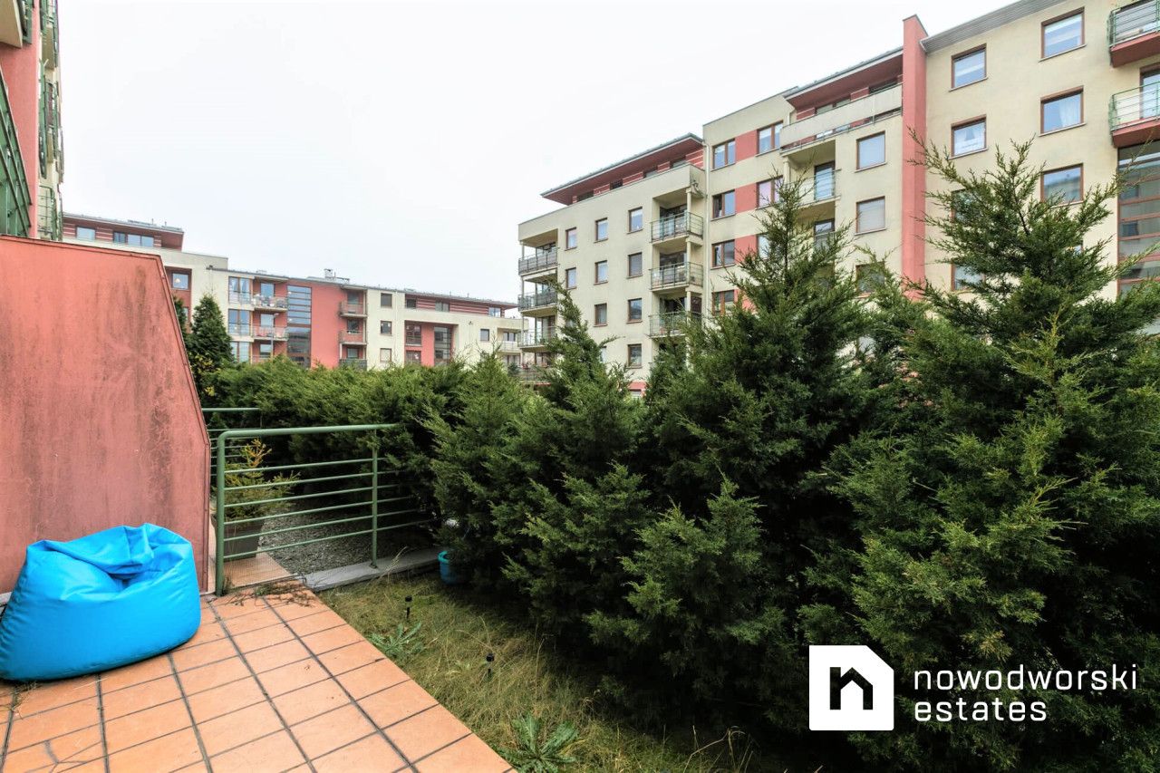 Duża kawalerka na parterze z komfortowym tarasem - Bobrzyńskiego | Dębniki - Mieszkanie - Sprzedaż - Kraków, Podgórze / Dębniki