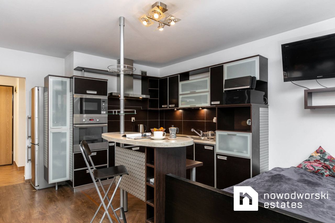 Duża kawalerka na parterze z komfortowym tarasem - Bobrzyńskiego | Dębniki - Mieszkanie - Sprzedaż - Kraków, Podgórze / Dębniki