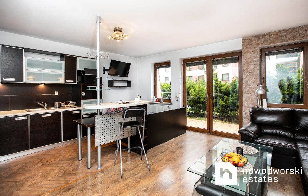 Duża kawalerka na parterze z komfortowym tarasem - Bobrzyńskiego | Dębniki - Mieszkanie - Sprzedaż - Kraków, Podgórze / Dębniki