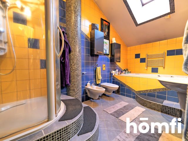 Niesamowity dom z wyjątkowym ogrodem na przedmieściach - Dom - Sprzedaż - Radom, Firlej