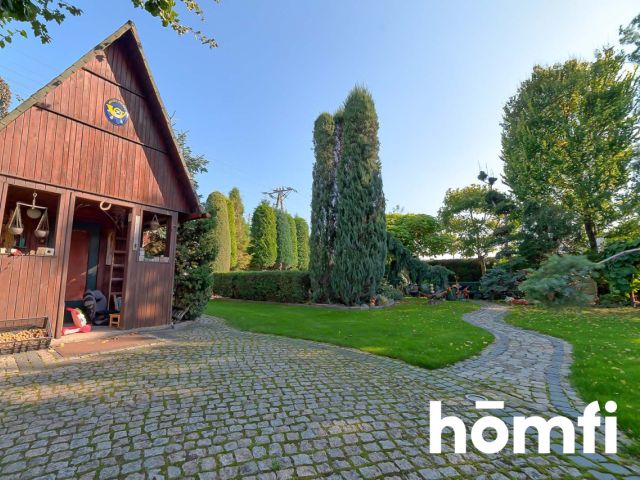 Niesamowity dom z wyjątkowym ogrodem na przedmieściach - Dom - Sprzedaż - Radom, Firlej