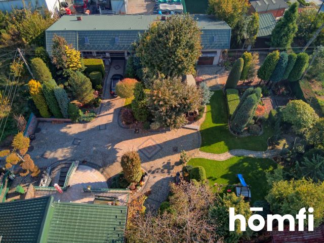 Niesamowity dom z wyjątkowym ogrodem na przedmieściach - Dom - Sprzedaż - Radom, Firlej