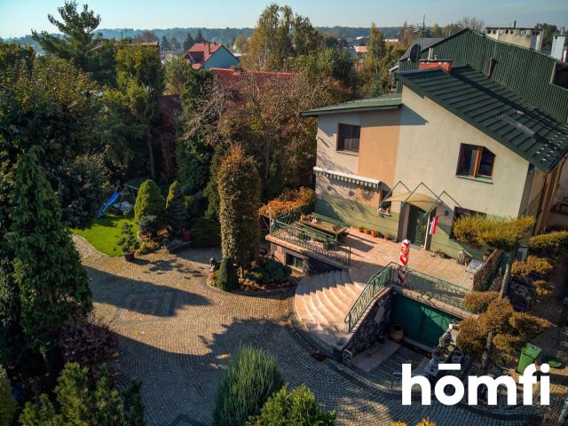 Niesamowity dom z wyjątkowym ogrodem na przedmieściach - Dom - Sprzedaż - Radom, Firlej