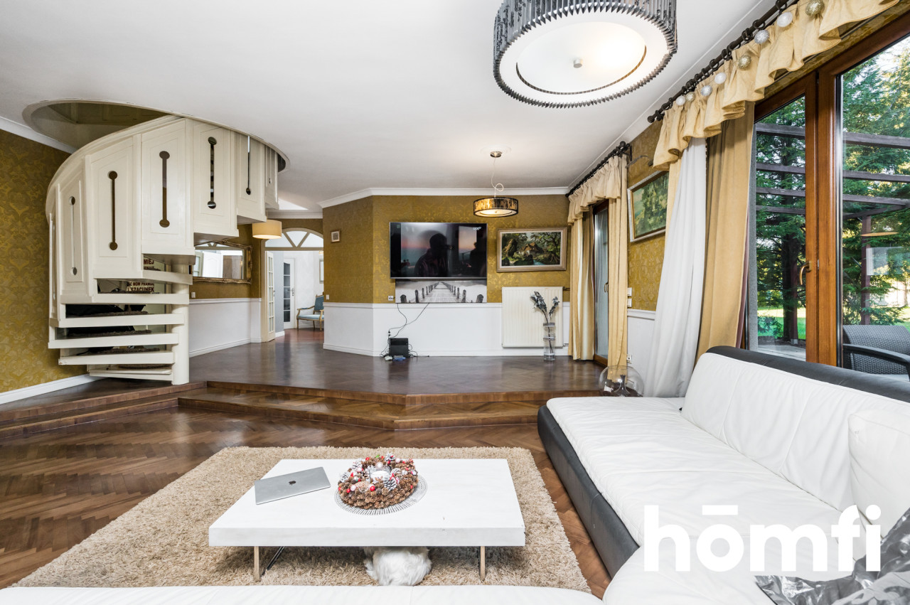 Reprezentacyjny dom na dużej działce w Chrzanowie - Dom - Sprzedaż - Chrzanowski, Chrzanów