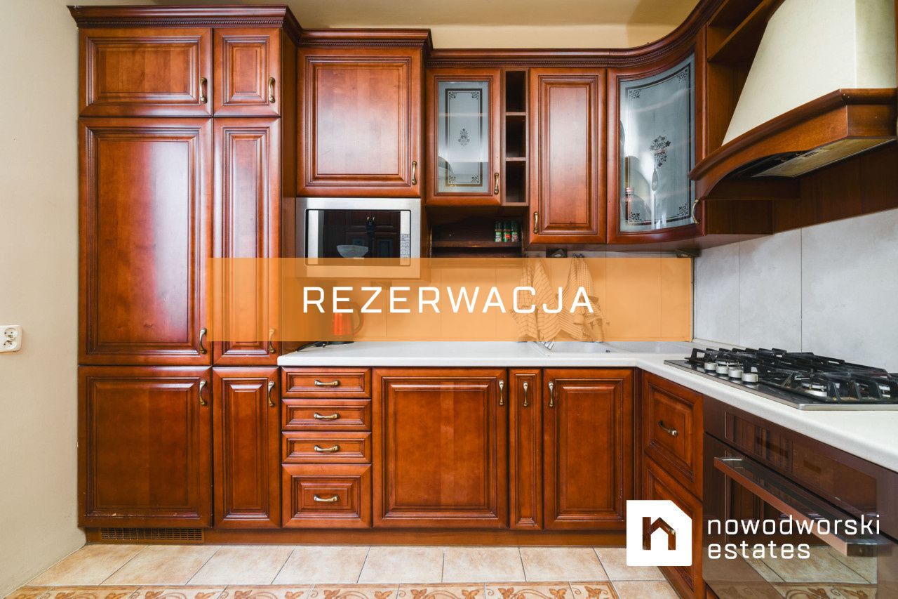 Urokliwa kawalerka w zabytkowym bloku oś Wandy - Mieszkanie - Sprzedaż - Kraków, Nowa Huta