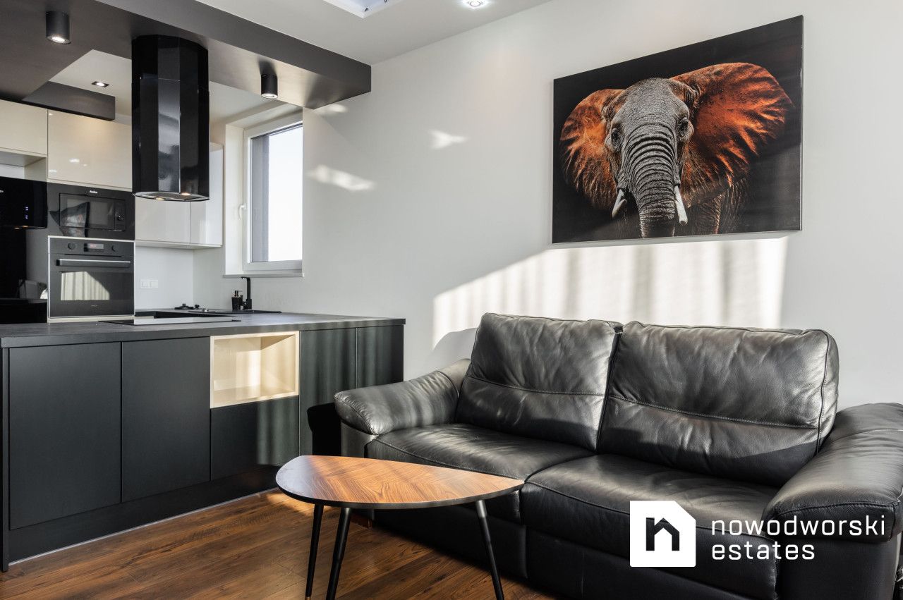 Apartament na 15 piętrze, AURA SKY. INWESTYCJA - Mieszkanie - Sprzedaż - Warszawa, Praga-Południe / Gocławek