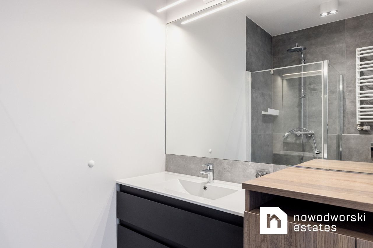 Dwupokojowy apartament obok Ronda Daszyńskiego - Mieszkanie - Wynajem - Warszawa, Wola / Mirów