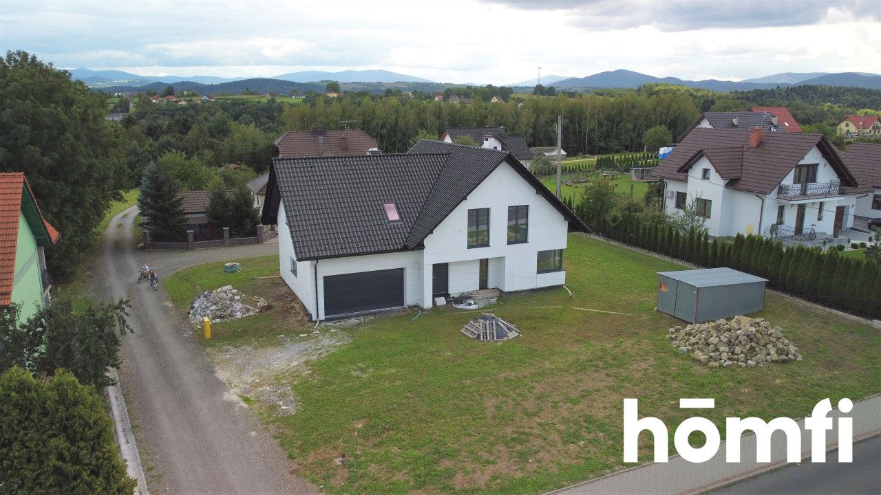 Nowoczesny wolnostojący dom, 10 arów działki, podwyższony standard deweloperski | Łapanów k. Gdowa - Dom - Sprzedaż - Bocheński, Łapanów