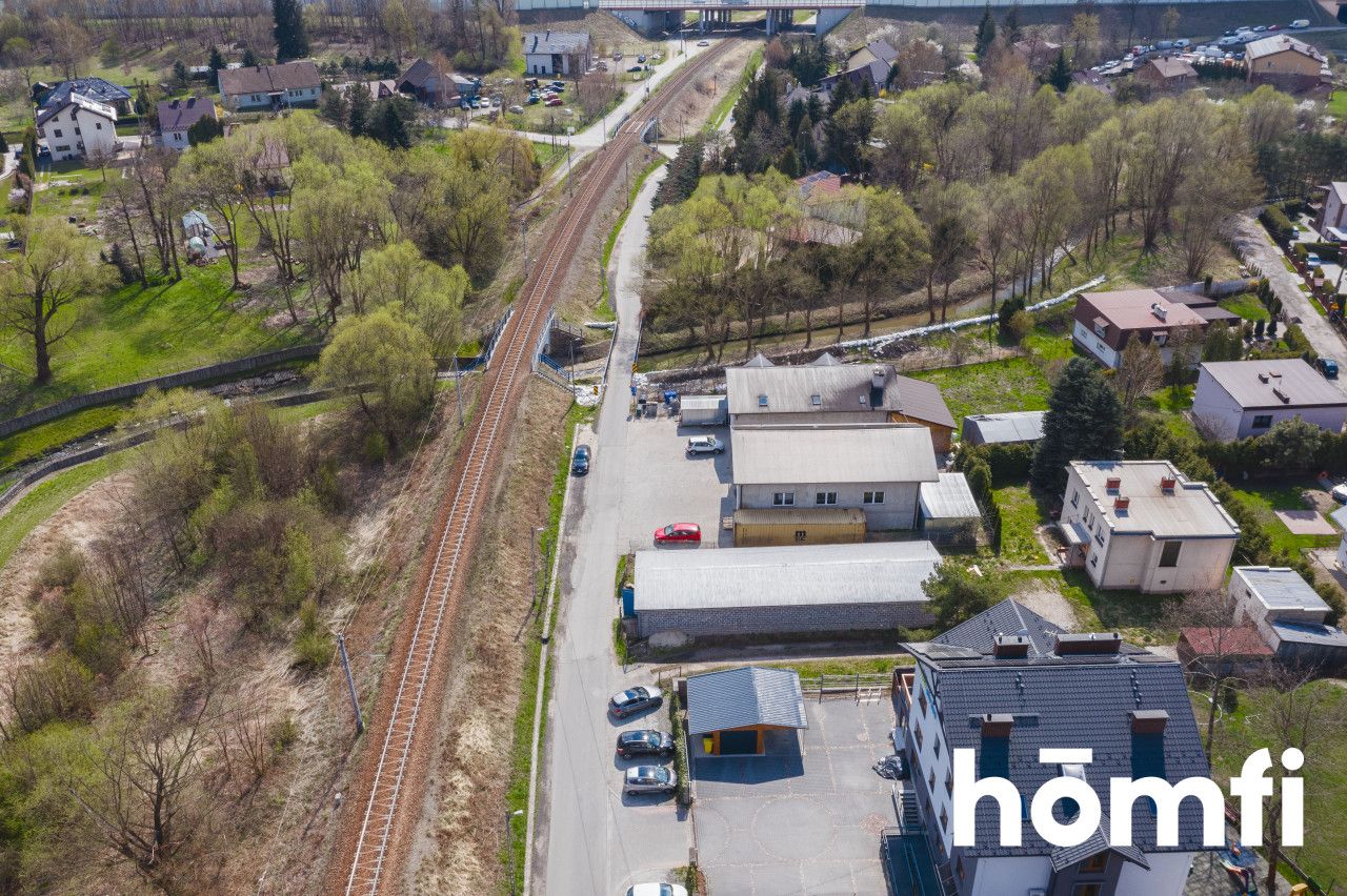 Na sprzedaż 2 hale magazynowe, Prokocim, 575 m2, działka 22,3 ary - Lokal użytkowy - Sprzedaż - Kraków, Podgórze / Bieżanów-Prokocim