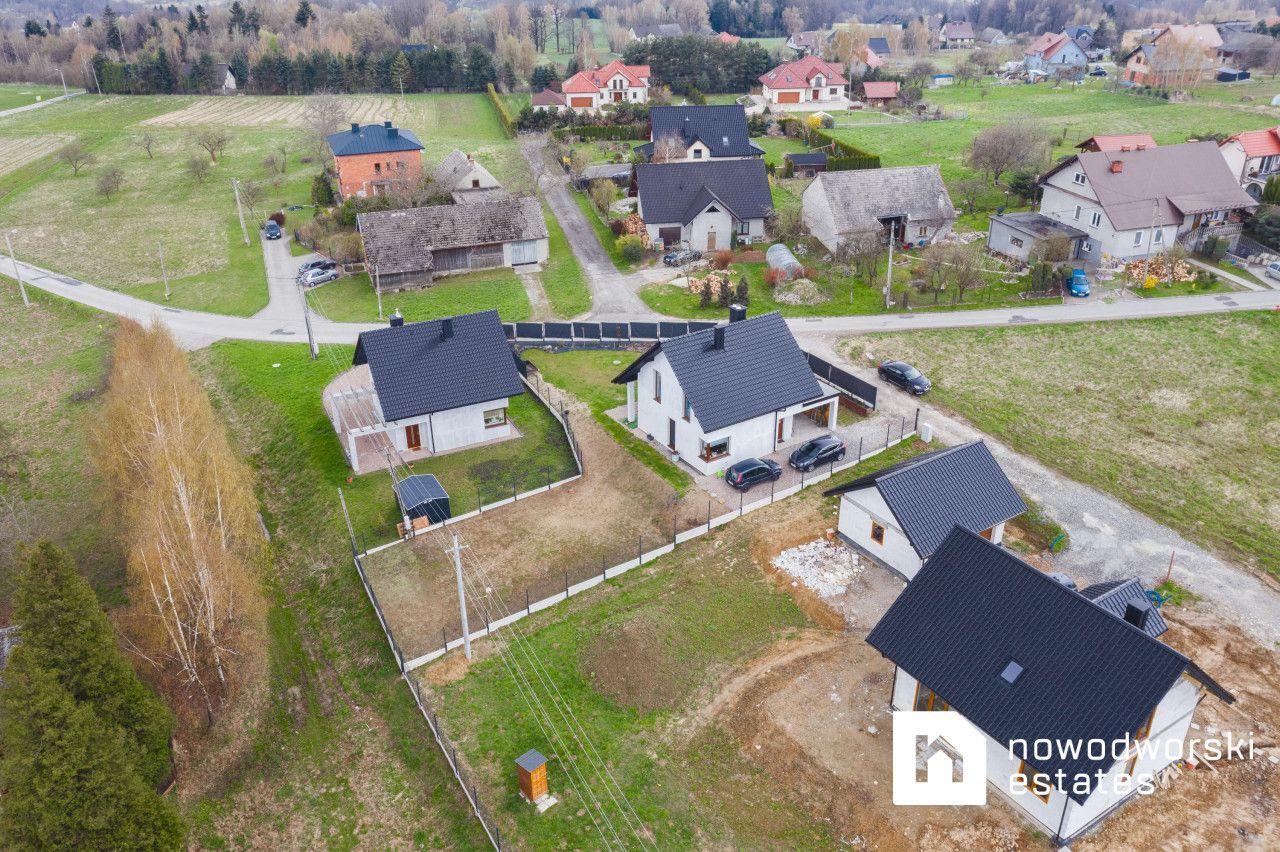 Nowy dom w zielonej okolicy - Dom - Sprzedaż - Wielicki, Wieliczka / Gorzków