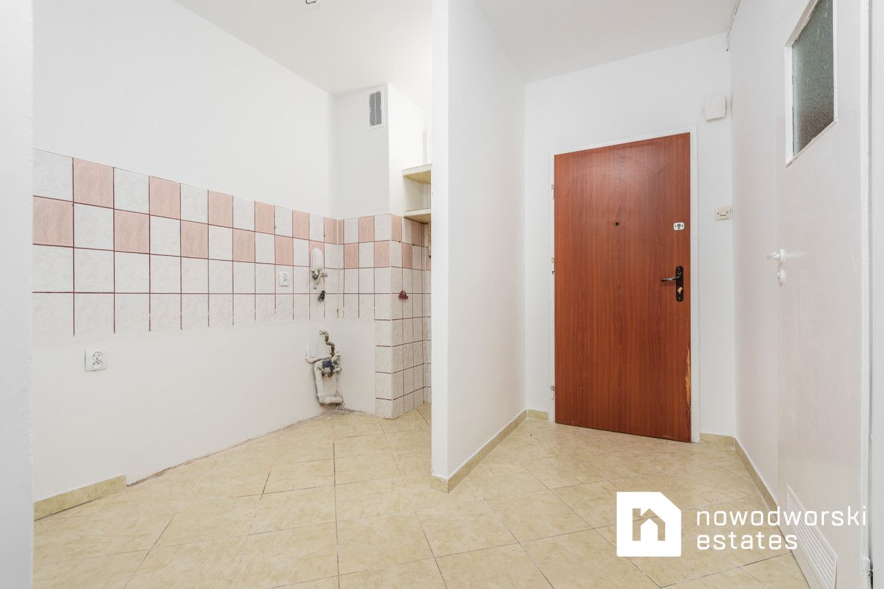 Studio do remontu | Opcja osobnej sypialni | Os. Kombatantów - Mieszkanie - Sprzedaż - Kraków, Nowa Huta / Mistrzejowice