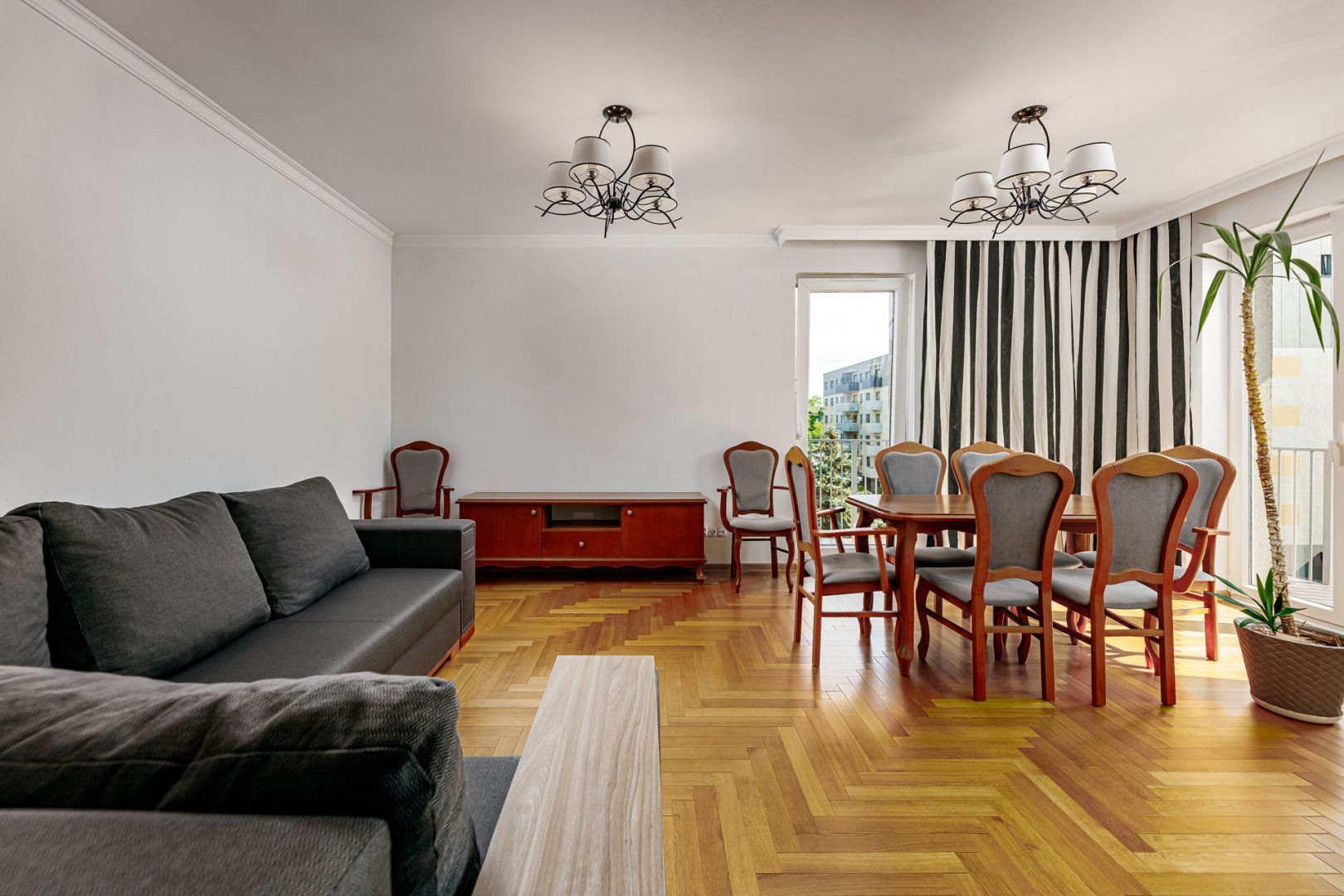 A large scheduled apartment of Promenady Wrocławskie - Квартира - Оренда - Wrocław, Psie Pole / Kleczków