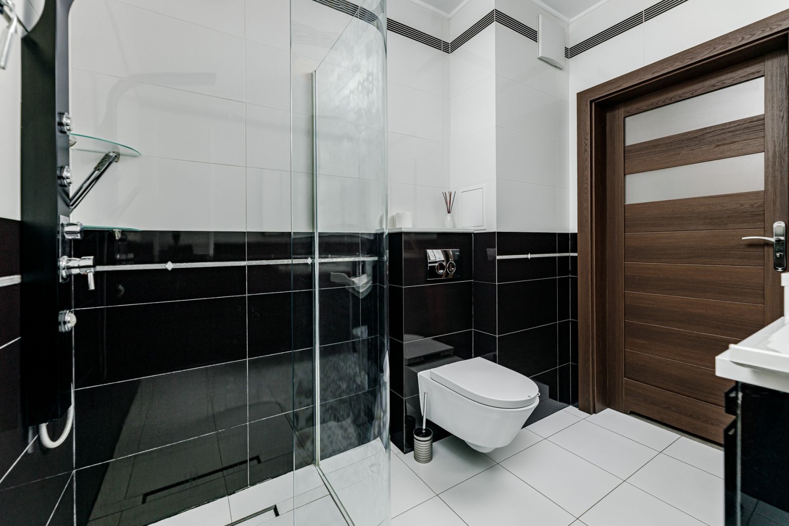 A large scheduled apartment of Promenady Wrocławskie - Квартира - Оренда - Wrocław, Psie Pole / Kleczków