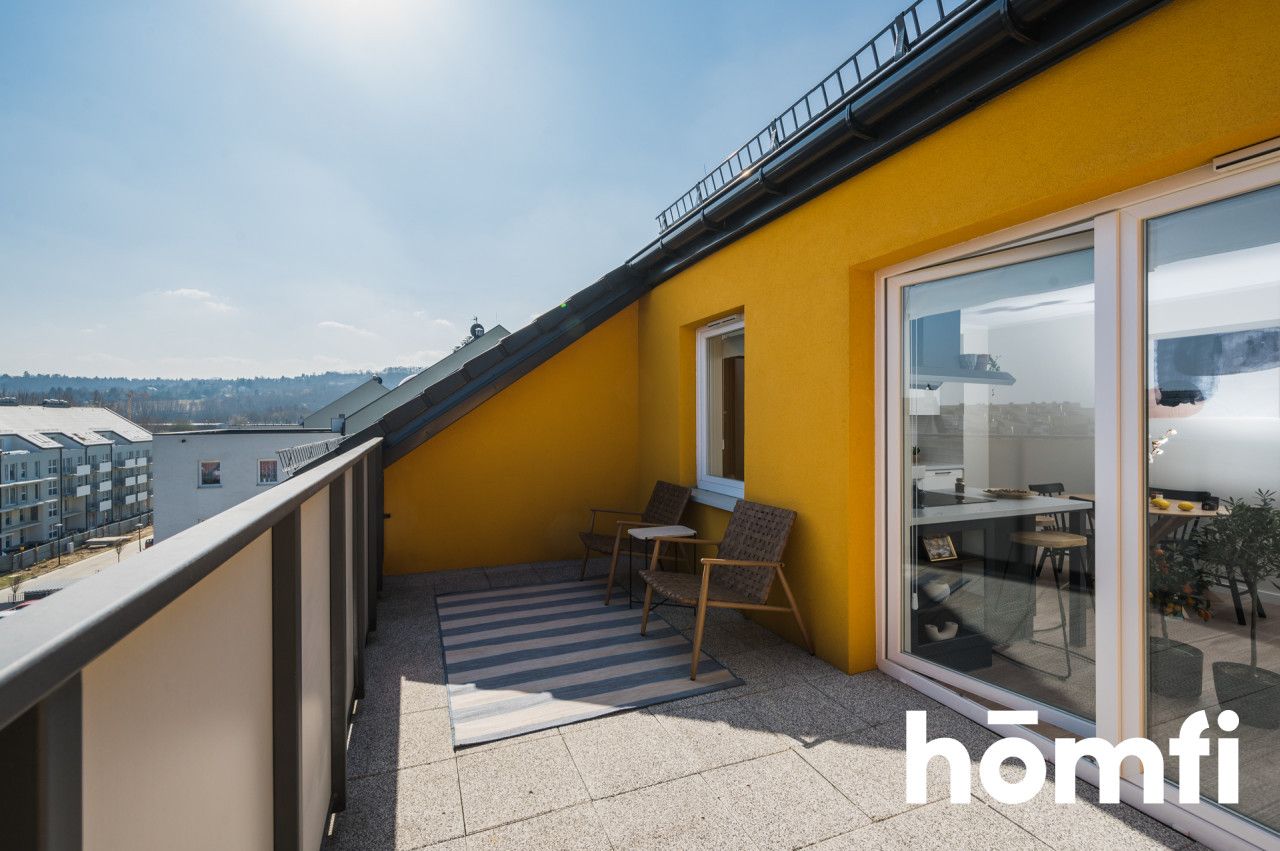 A beautiful three-room apartment with a terrace in Wieliczka - Apartment - Rent - Wielicki, Wieliczka