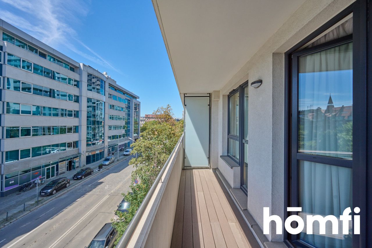 3 rooms apartment with 2 balconies in Odra Tower 4900 PLN - Apartment - Rent - Wrocław, Stare Miasto