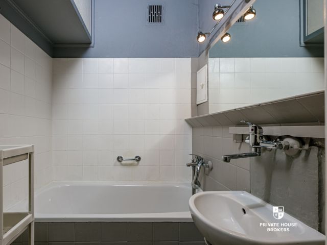 A four-room apartment close to the city center - Apartment - Rent - Wrocław, Śródmieście / Śródmieście