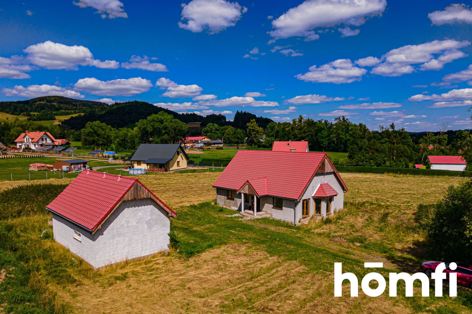 Dom i garaż w pięknym miejscu - Dom - Sprzedaż - Kamiennogórski, Kamienna Góra / Pisarzowice