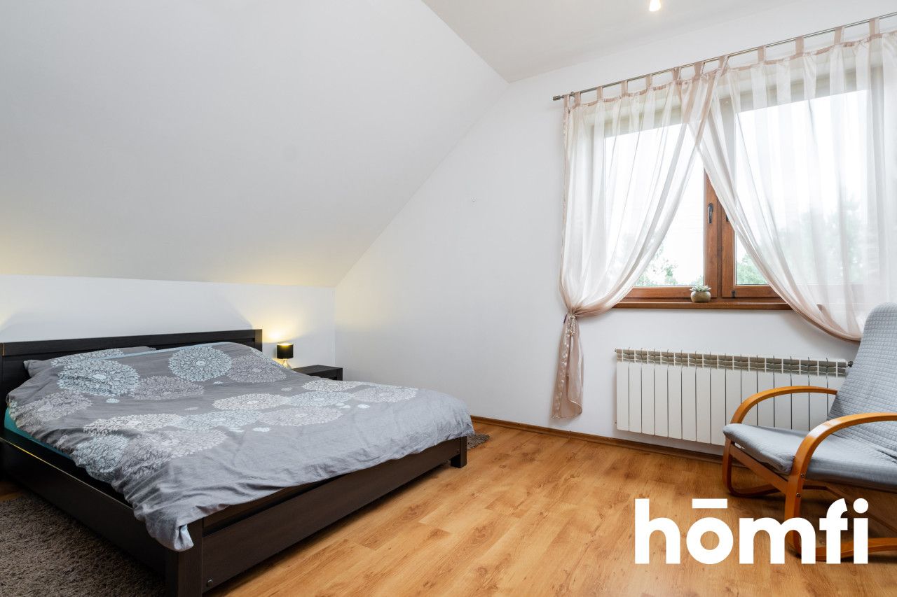 A spacious detached house in the Żabia Wola commune - House - Sale - Grodziski, Żabia Wola / Józefina