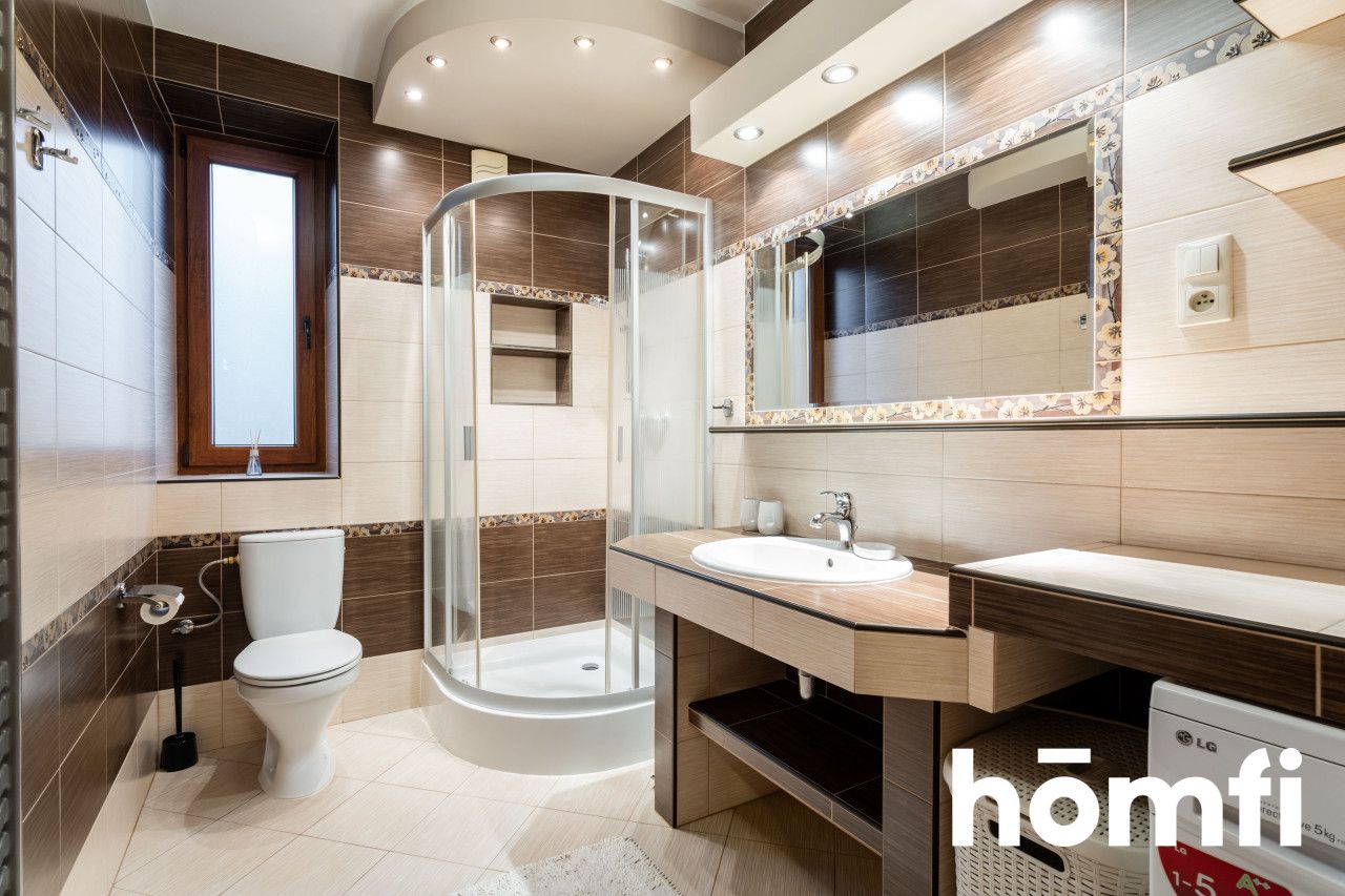 A spacious detached house in the Żabia Wola commune - House - Sale - Grodziski, Żabia Wola / Józefina