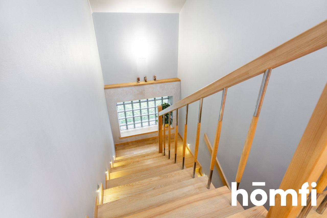 A spacious detached house in the Żabia Wola commune - House - Sale - Grodziski, Żabia Wola / Józefina