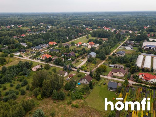 A spacious detached house in the Żabia Wola commune - Дім - Продаж - Grodziski, Żabia Wola / Józefina