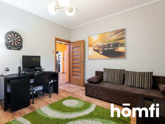 A spacious detached house in the Żabia Wola commune - Дім - Продаж - Grodziski, Żabia Wola / Józefina