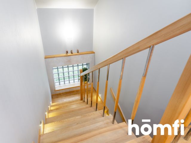 A spacious detached house in the Żabia Wola commune - Дім - Продаж - Grodziski, Żabia Wola / Józefina