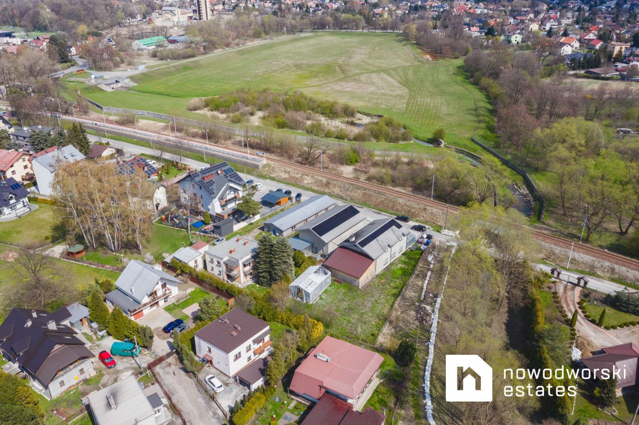 Hala magazynowa z 2010 roku, Prokocim, 320 m2 - Lokal użytkowy - Sprzedaż - Kraków, Podgórze / Bieżanów-Prokocim