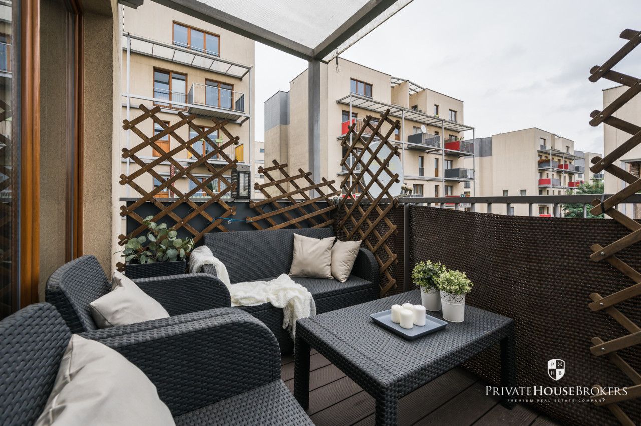 A spacious, three-room apartment at Mozarta Street - Apartment - Rent - Kraków, Krowodrza / Prądnik Biały