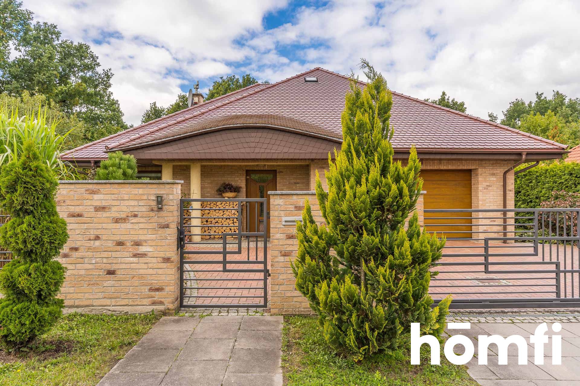 Unikatowy dom z dużym ogrodem i garażem - Straszyn - Dom - Sprzedaż - Gdański, Pruszcz Gdański / Straszyn