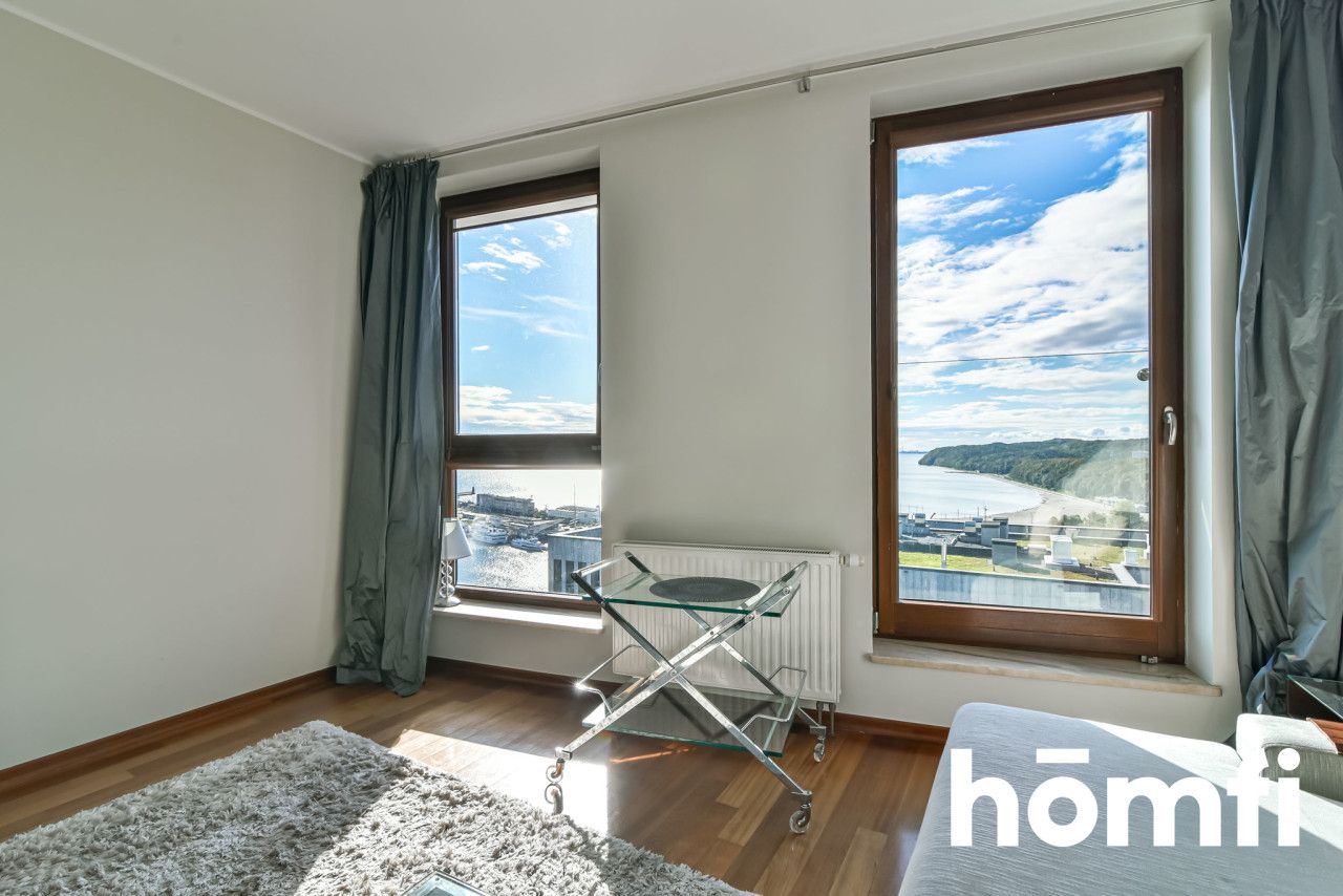 Fully furnished Sea Towers apartment with 2 rooms - Apartment - Rent - Gdynia, Śródmieście