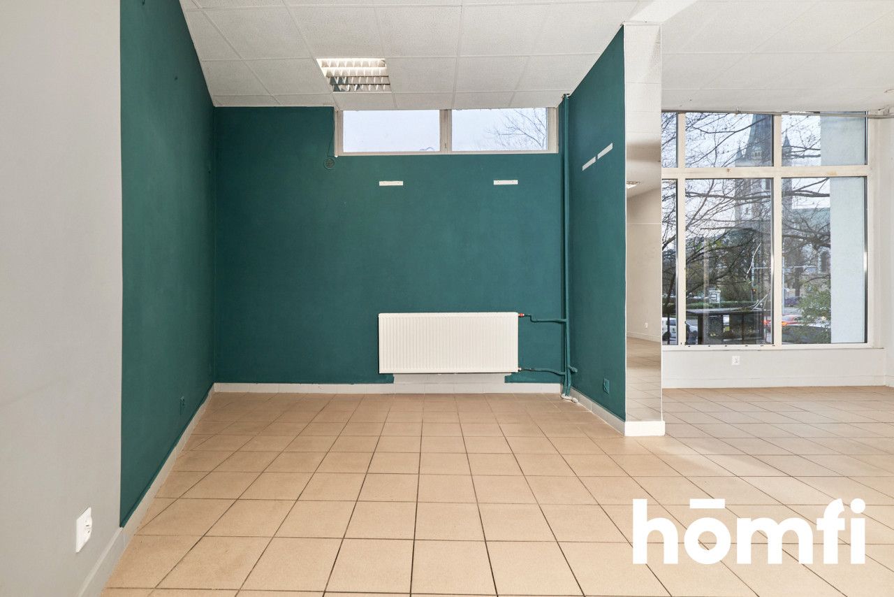 Na sprzedaż lokal 84 m2 z witryną / Krucza / Plac Powstańców Śląskich / Sky Tower - Lokal użytkowy - Sprzedaż - Wrocław, Krzyki