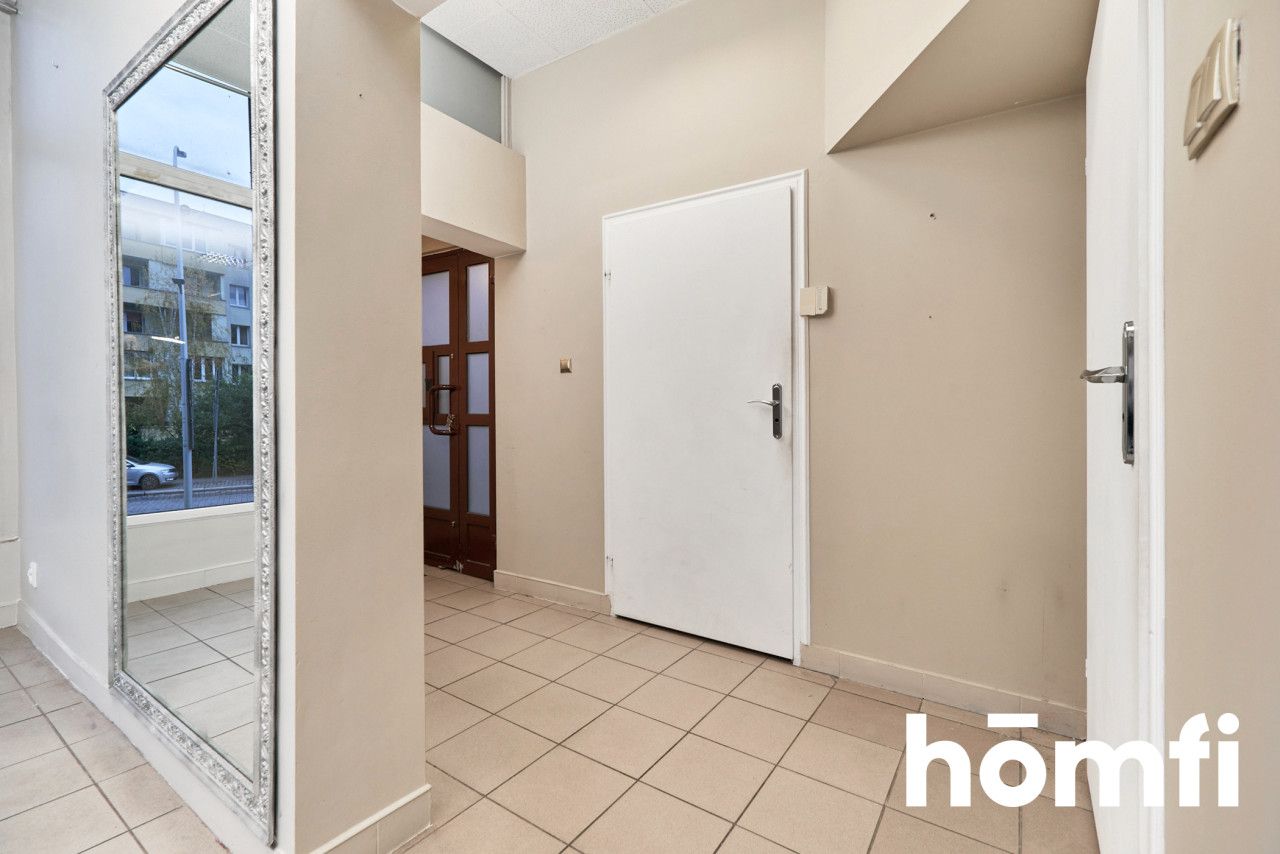 Na sprzedaż lokal 84 m2 z witryną / Krucza / Plac Powstańców Śląskich / Sky Tower - Lokal użytkowy - Sprzedaż - Wrocław, Krzyki