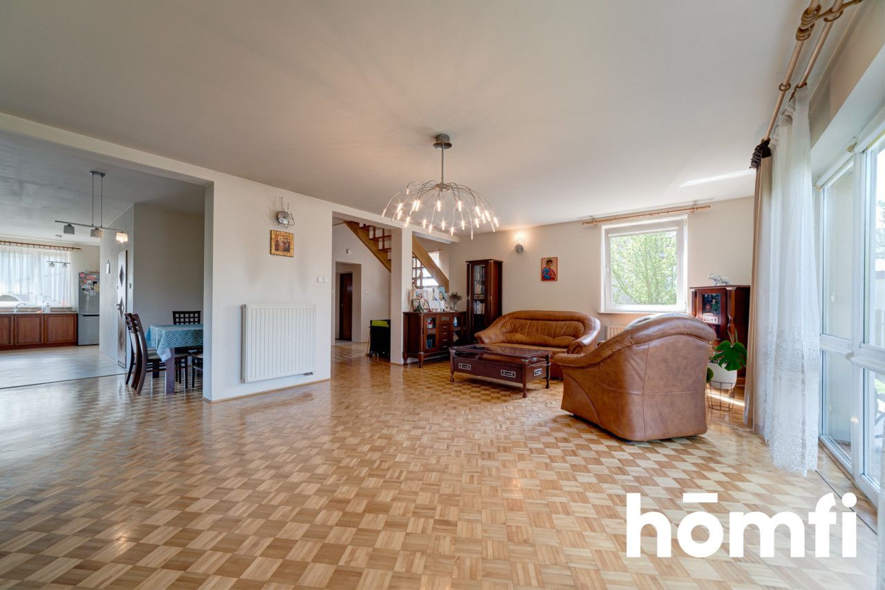 An interesting house in an intimate housing estate in Lipsko - House - Sale - Lipski, Lipsko