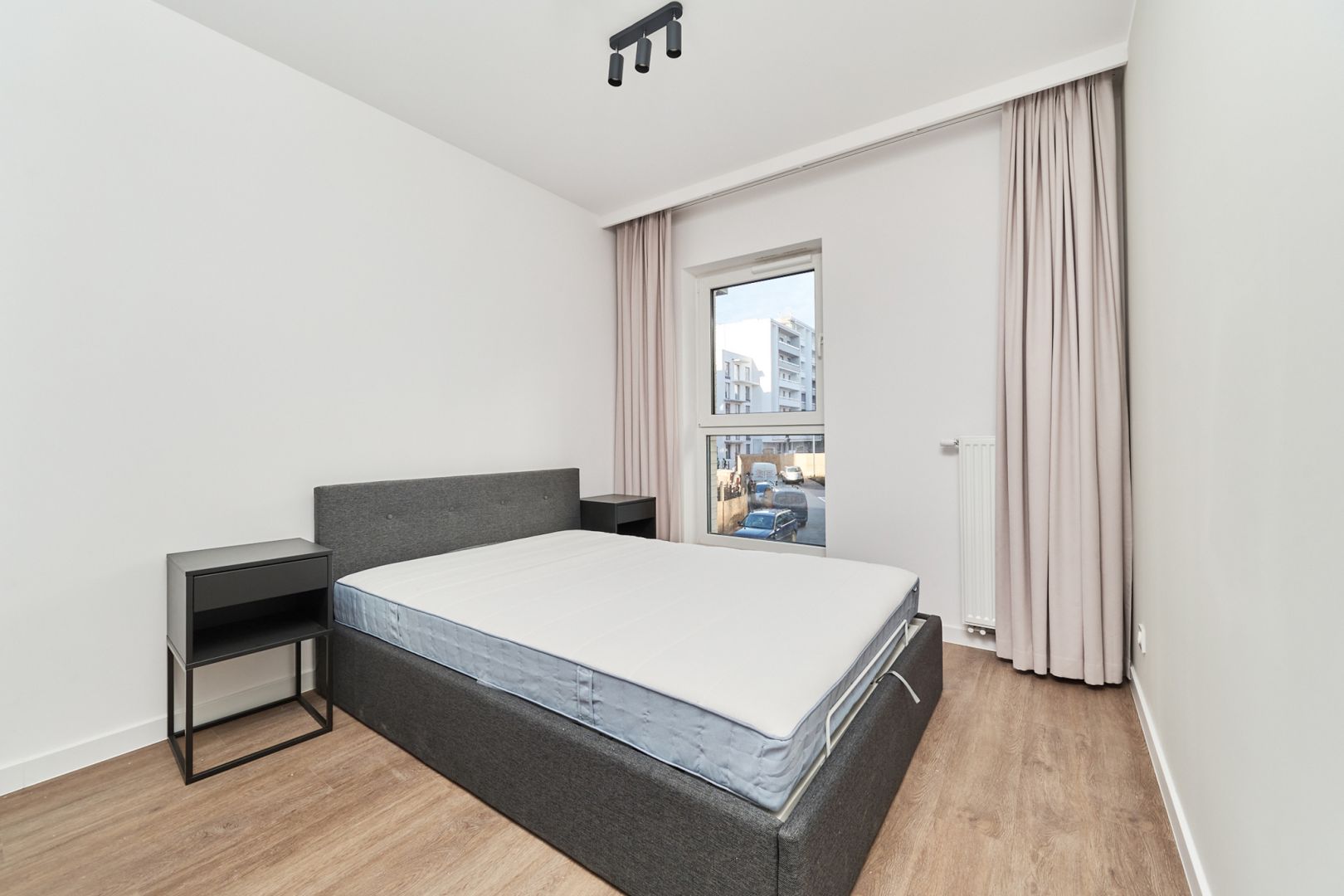 Dwupokojowe mieszkanie blisko centrum/ Długa - Mieszkanie - Wynajem - Wrocław, Stare Miasto / Szczepin