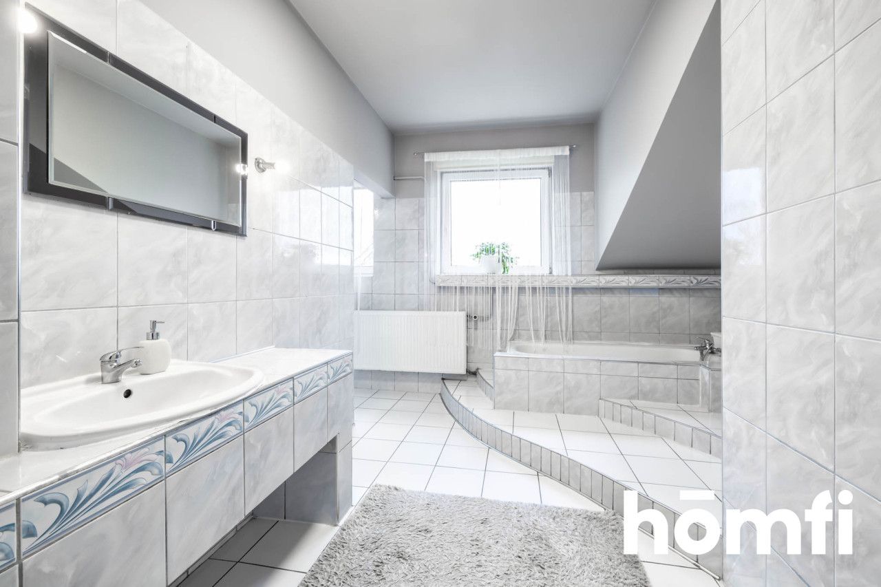 A large house with a beautiful garden in a great location - Дім - Продаж - Lubelski, Głusk / Dominów