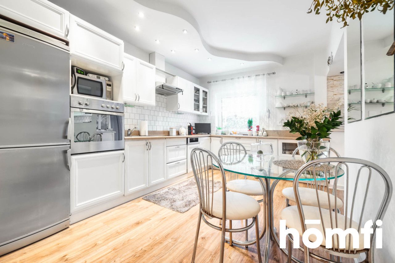 A large house with a beautiful garden in a great location - Дім - Продаж - Lubelski, Głusk / Dominów