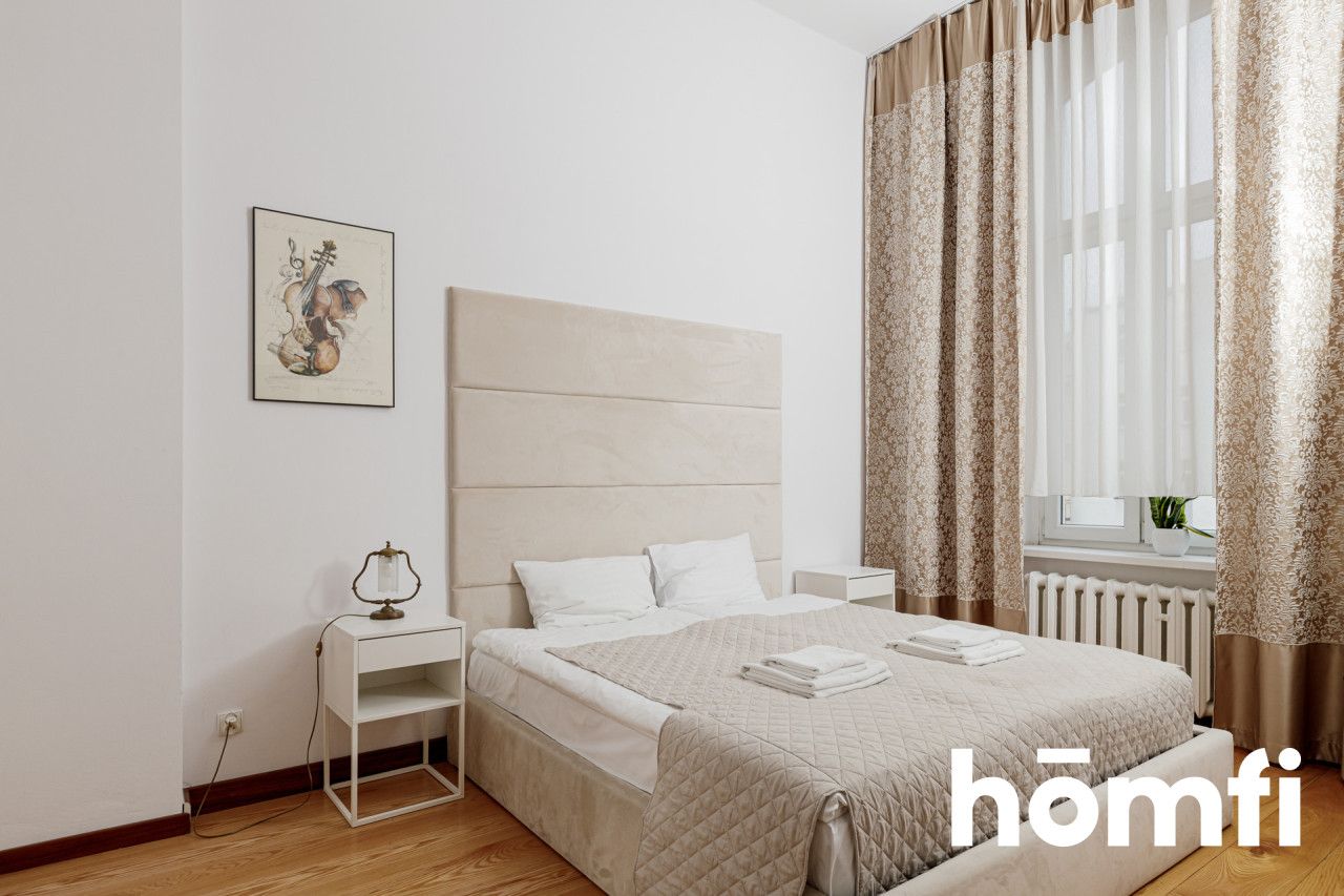 Apartment 97 sqm in a historic tenement house in the very center - Apartment - Rent - Wrocław, Stare Miasto