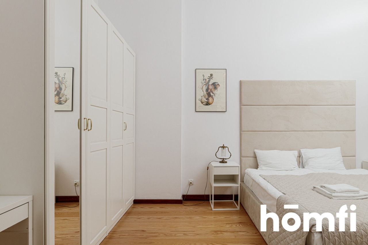 Apartment 97 sqm in a historic tenement house in the very center - Apartment - Rent - Wrocław, Stare Miasto