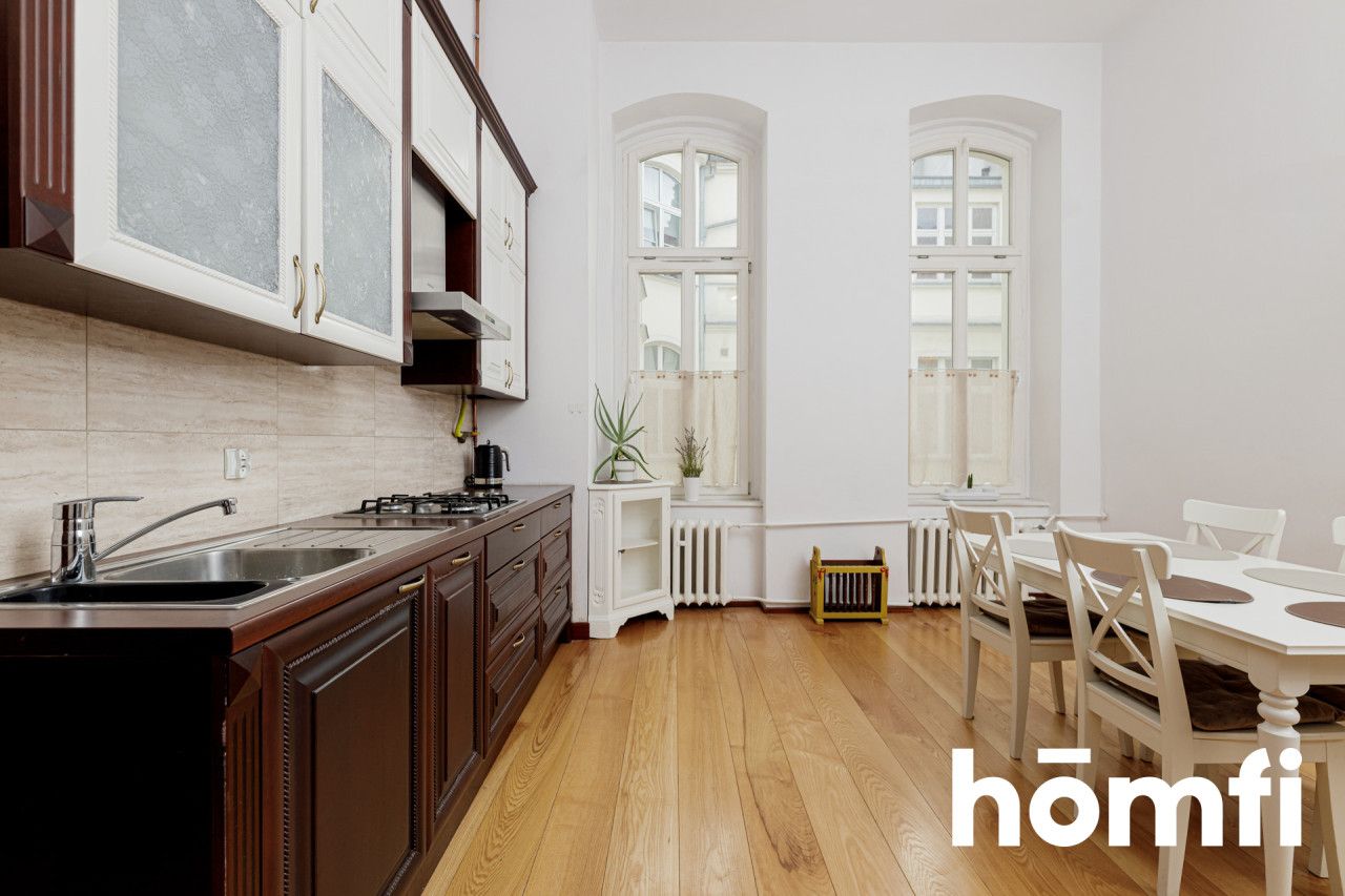 Apartment 97 sqm in a historic tenement house in the very center - Apartment - Rent - Wrocław, Stare Miasto