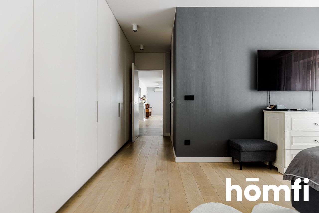 An apartment 175 sqm with a private garden and two parking slots located in Wilanów - Apartment - Sale - Warszawa, Wilanów / Zawady