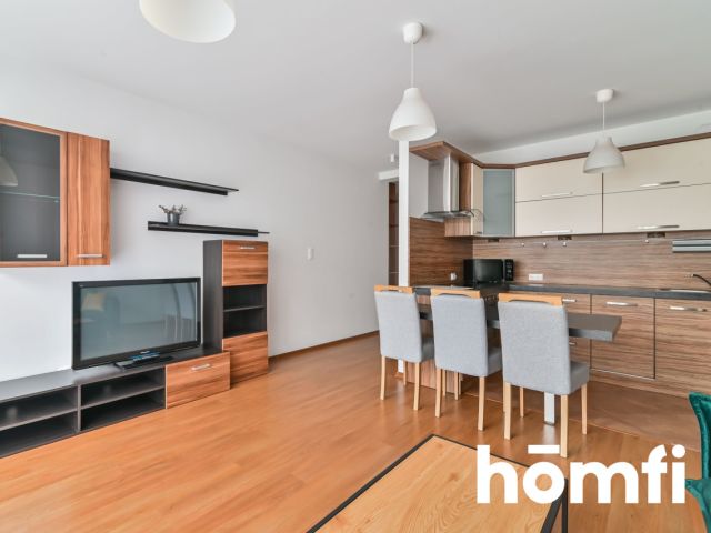 Comfortable 4-room apartment with balcony and garage - Apartment - Rent - Gdańsk, Piecki-Migowo