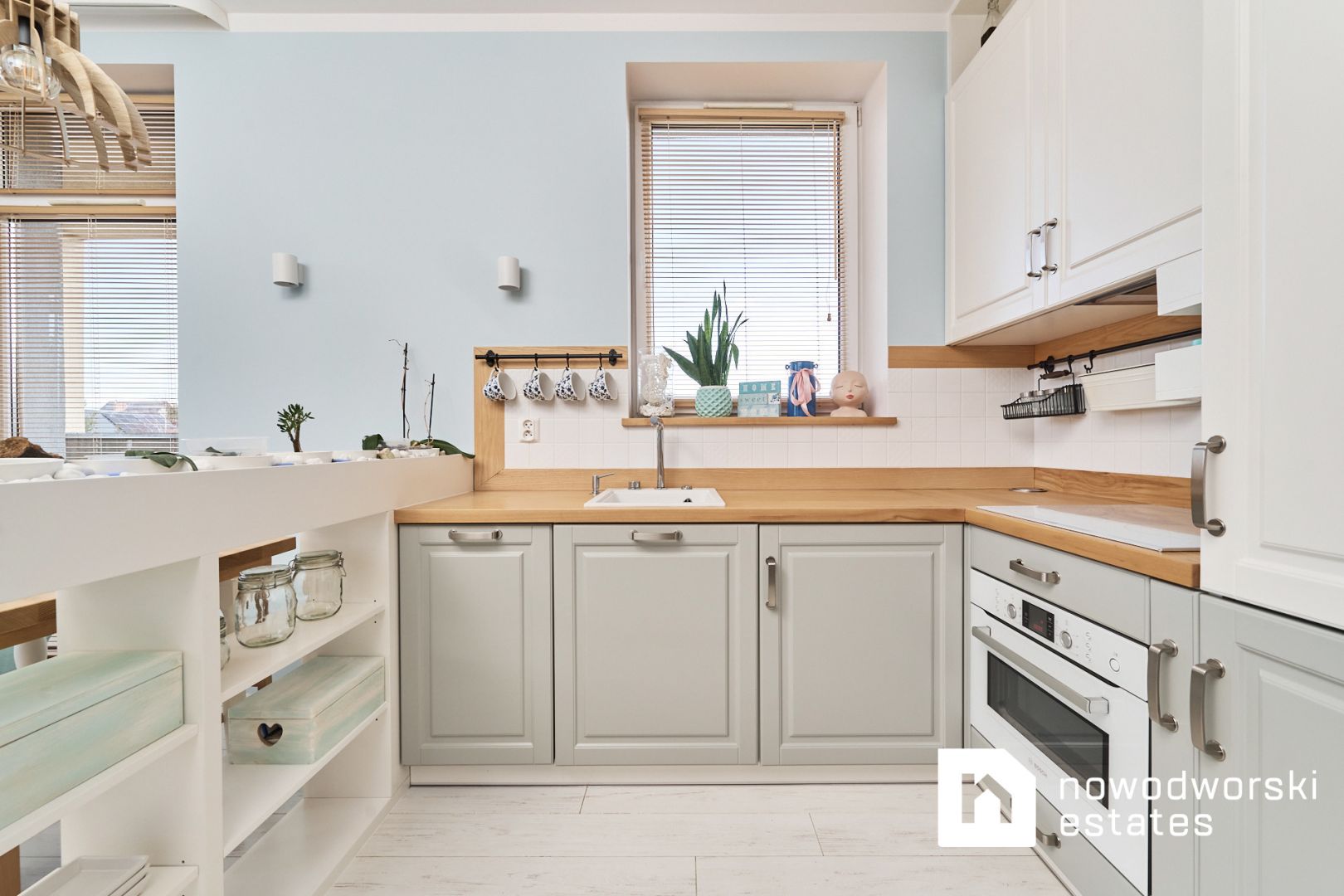 Cozy apartment in a quiet housing estate, Stabłowice, Wrocław - Apartment - Rent - Wrocław, Fabryczna