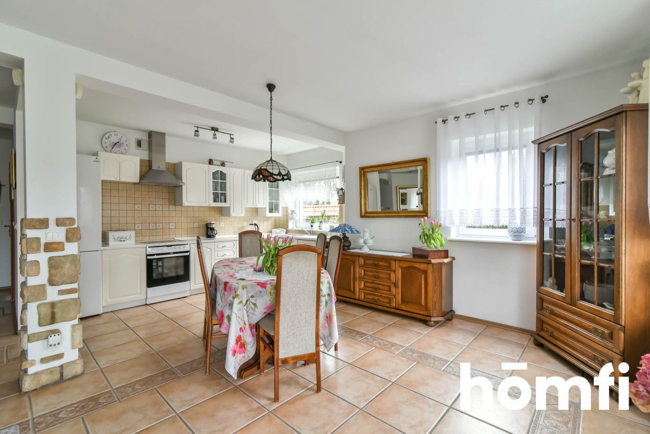 Zadbany bliźniak w spokojnej okolicy - Dom - Sprzedaż - Wejherowski, Rumia